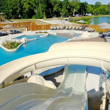Camping Beach 4*