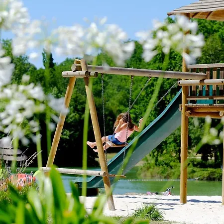 Camping Beach 4*